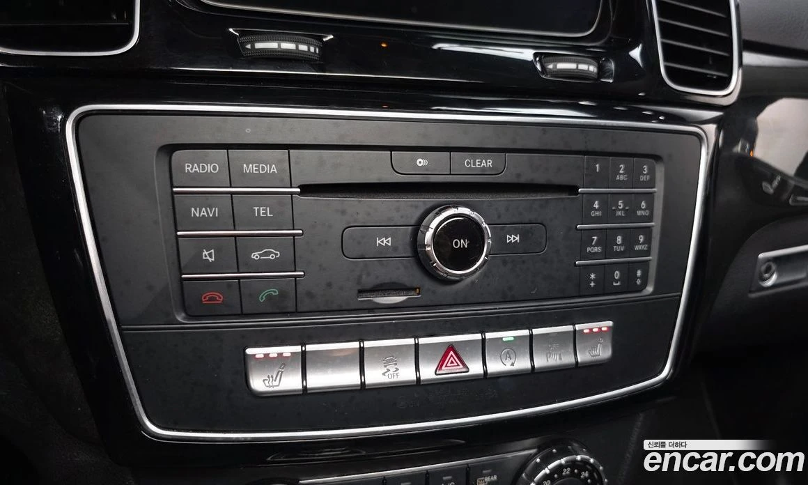 Mercedes-Benz GLE GLE250 d 4MATIC, снимка 16 - Автомобили и джипове - 56117344