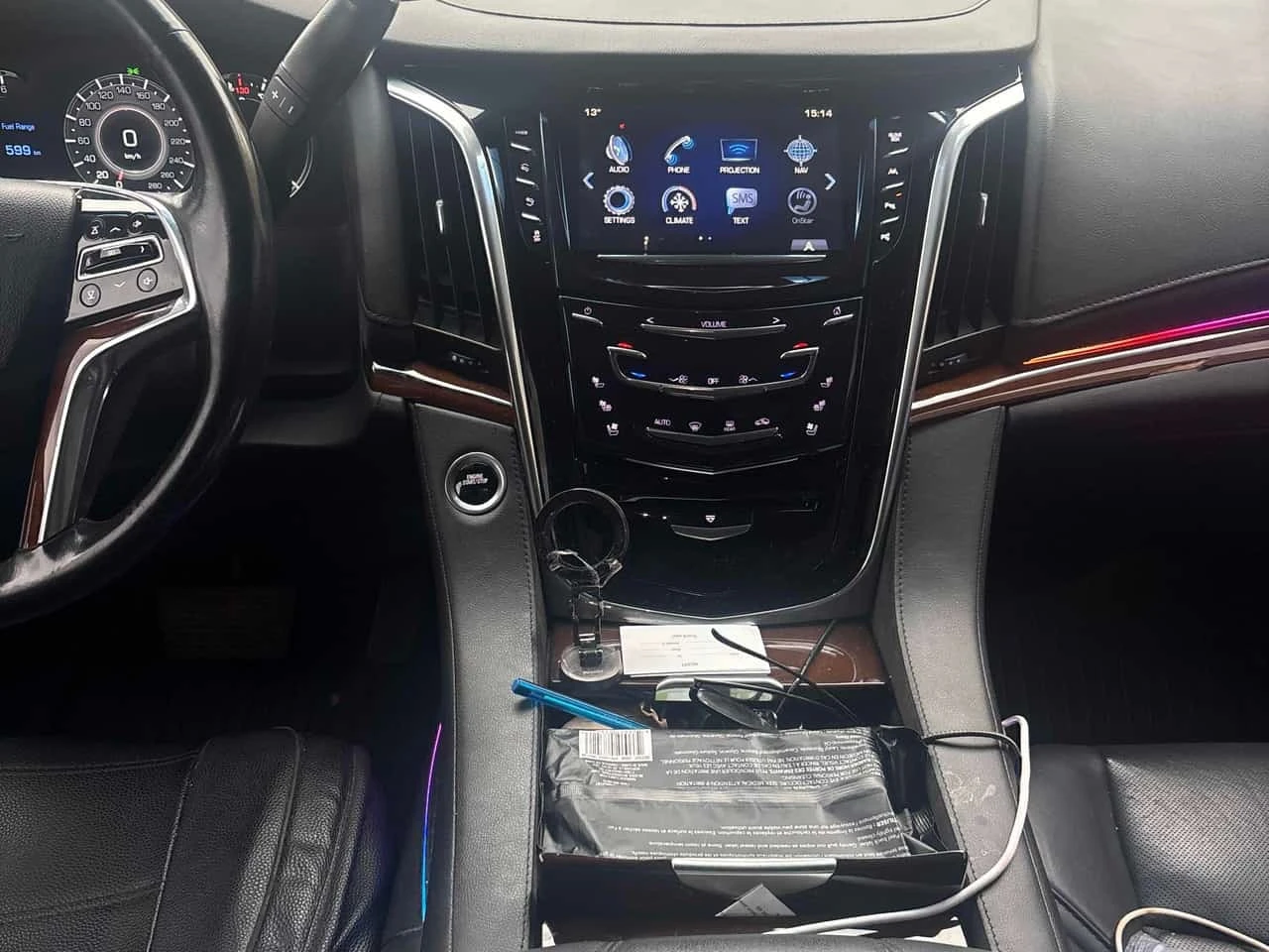 Cadillac Escalade * Luxury * CARFAX * ЦЕНА ДО БГ, снимка 9 - Автомобили и джипове - 56741176