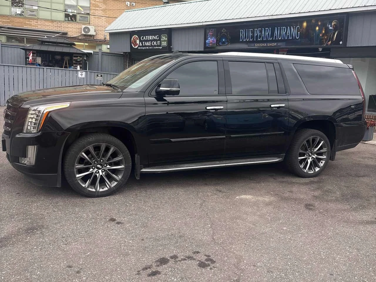 Cadillac Escalade * Luxury * CARFAX * ЦЕНА ДО БГ, снимка 2 - Автомобили и джипове - 56741176