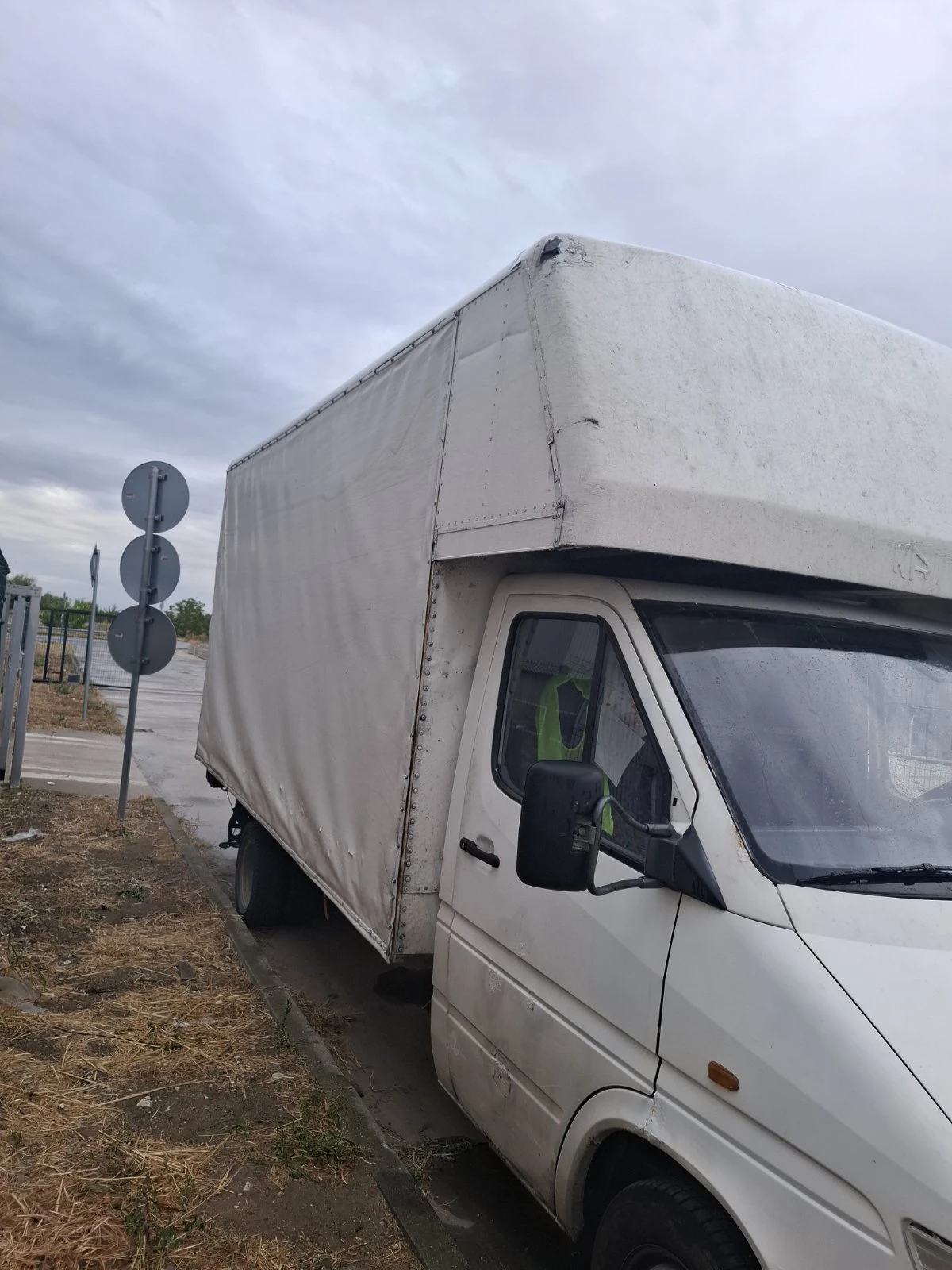Mercedes-Benz 412, снимка 3 - Бусове и автобуси - 56523308