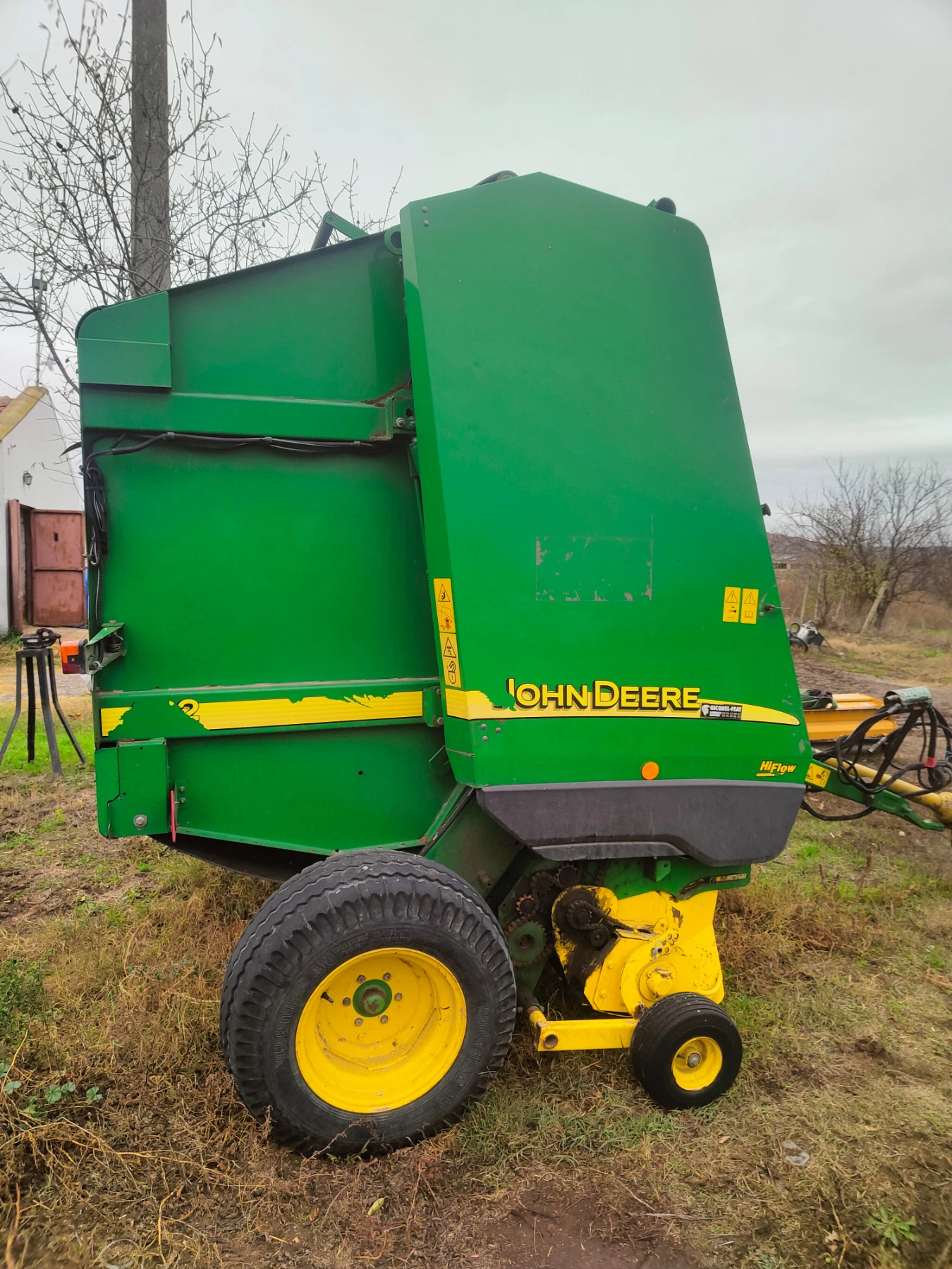 Балировачка John Deere 592 - изображение 4