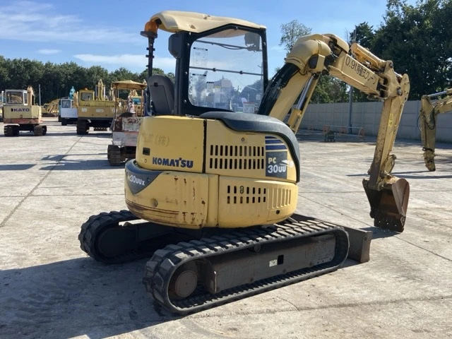 Багер Komatsu Багер Komatsu PC30UU / ПЕРФЕКТЕН / НАЛИЧЕН !, снимка 3 - Индустриална техника - 54006361