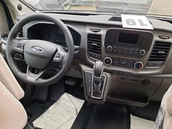 Кемпер LMC  Innovan 590 Edition Automatik, снимка 5 - Каравани и кемпери - 39940198