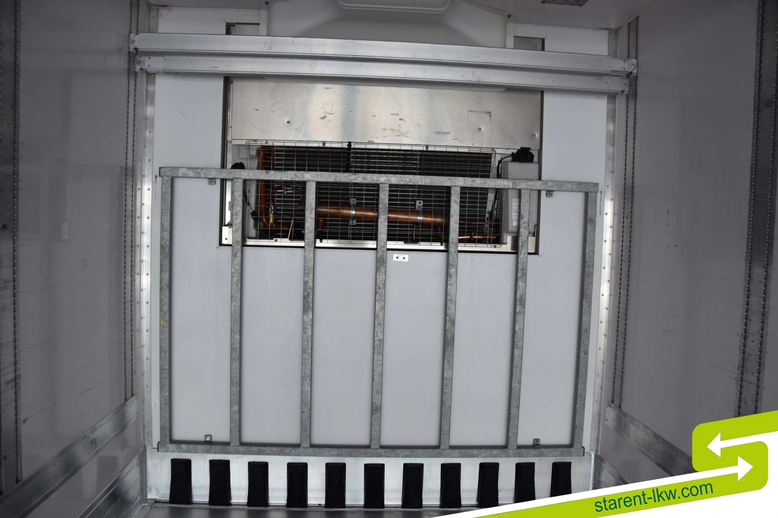 За камион Lamberet TR26128, снимка 13 - Ремаркета - 54079034