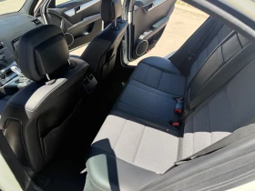 Mercedes-Benz C 200 AMG Line, снимка 11