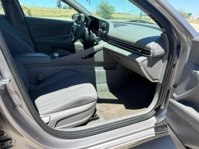 Hyundai Elantra, снимка 5