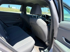 Hyundai Elantra, снимка 6