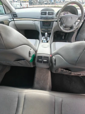 Mercedes-Benz E 320, снимка 11