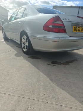 Mercedes-Benz E 320, снимка 5