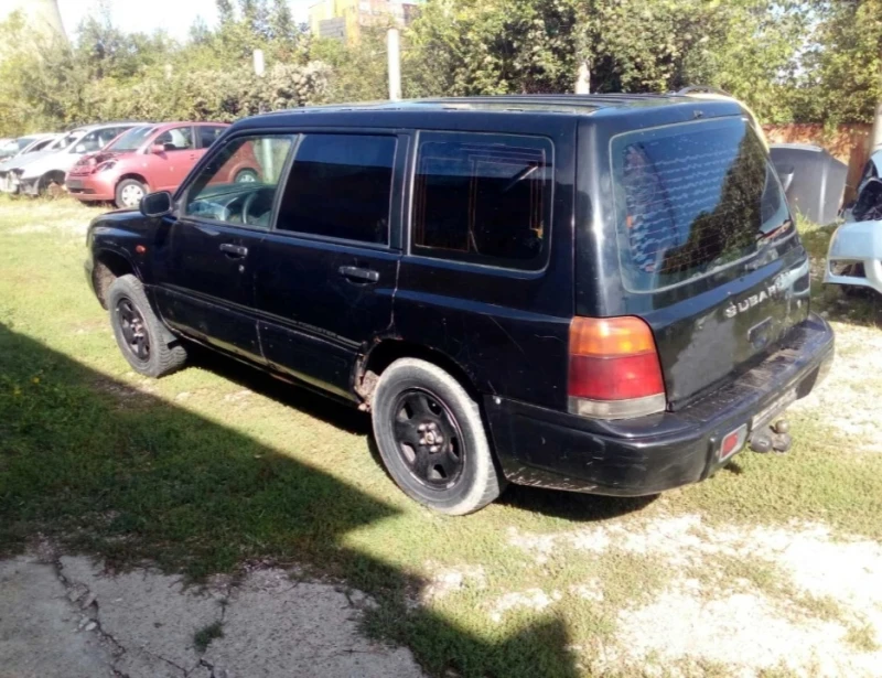 Subaru Forester 2.0i chasti, снимка 2 - Автомобили и джипове - 34268030