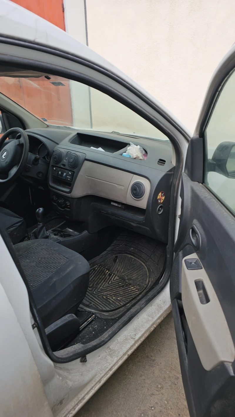 Dacia Dokker 1.5 DCI, снимка 8 - Автомобили и джипове - 48171530