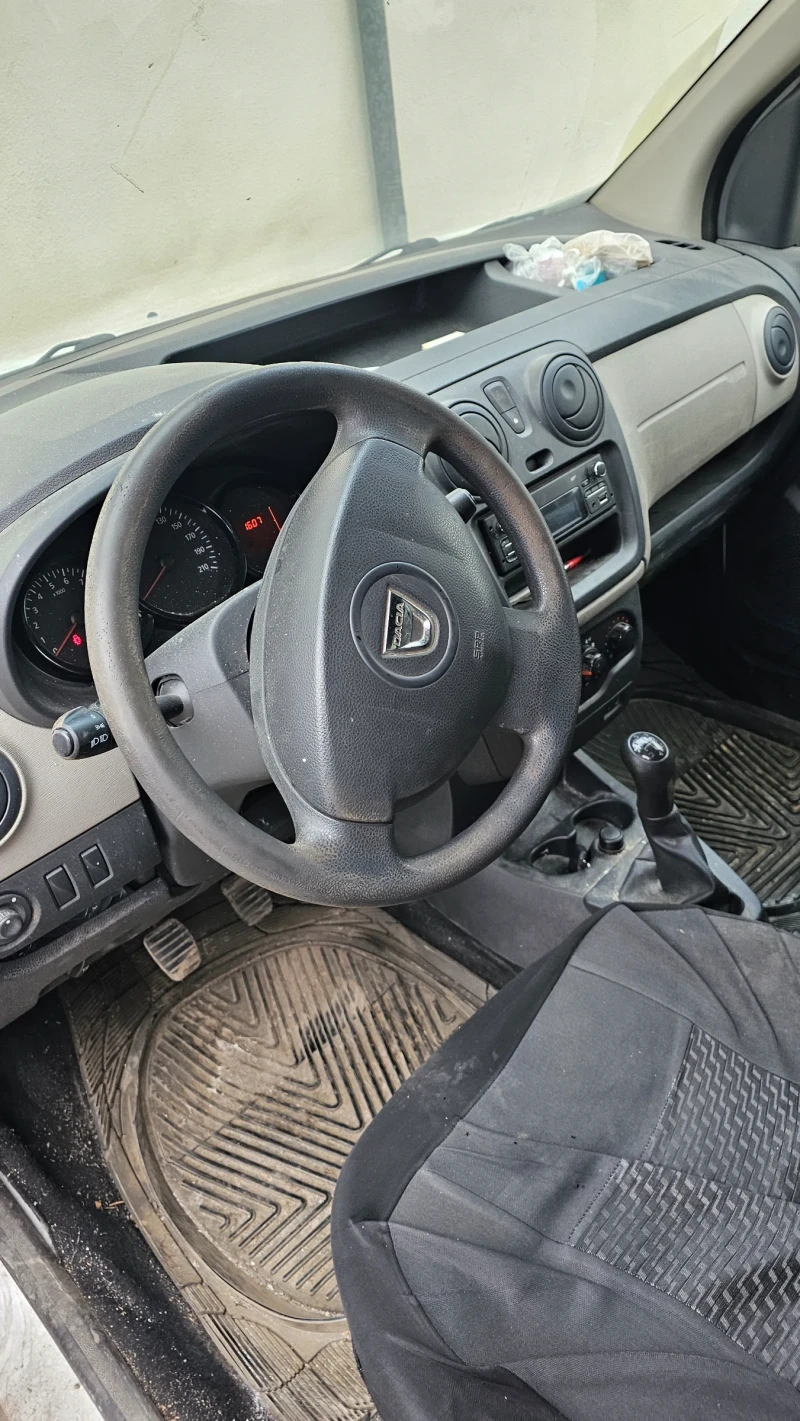 Dacia Dokker 1.5 DCI, снимка 14 - Автомобили и джипове - 48171530