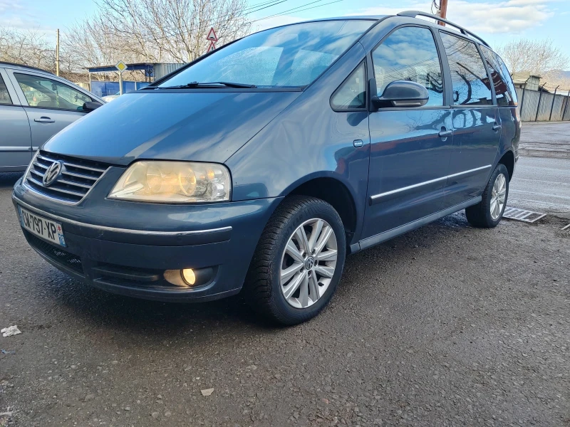 VW Sharan 1.9 TDI, снимка 2 - Автомобили и джипове - 48677802