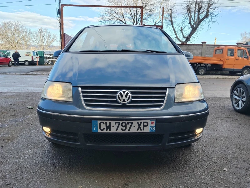 VW Sharan 1.9 TDI, снимка 1 - Автомобили и джипове - 48677802