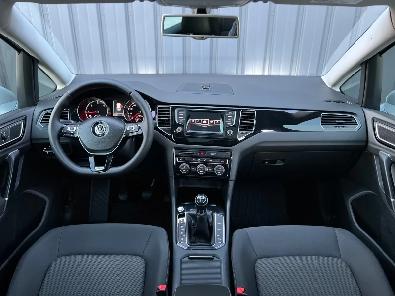 VW Golf 2.0 TDI R-LINE, снимка 14 - Автомобили и джипове - 48708215