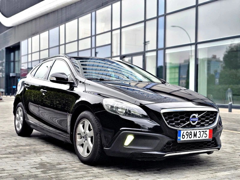 Volvo V40 Cross Country D3 Нов съединител комплект !!! Напълно обслужена , снимка 1 - Автомобили и джипове - 48914539