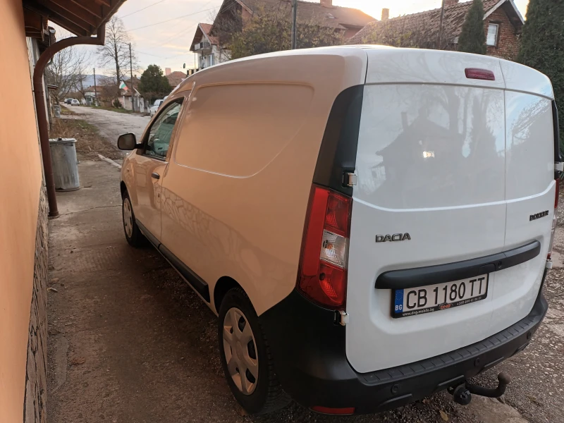 Dacia Dokker 1.6/102 к.с Nissan Motor, снимка 4 - Автомобили и джипове - 49399661