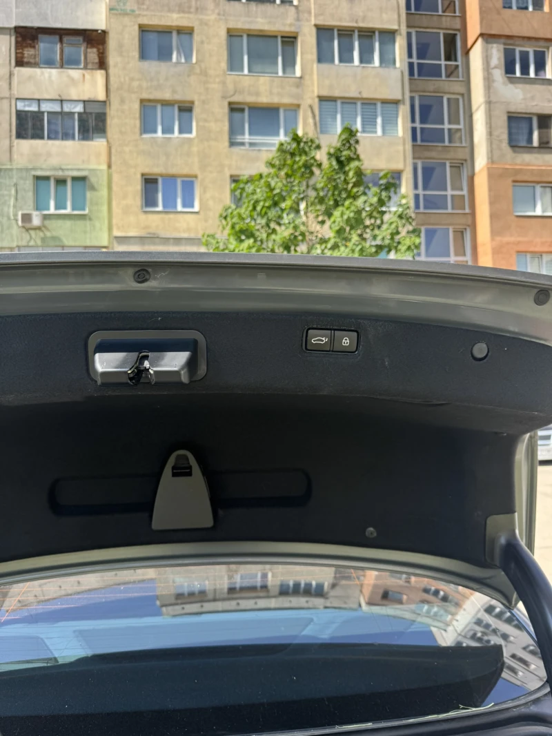 Hyundai Genesis, снимка 7 - Автомобили и джипове - 50723487