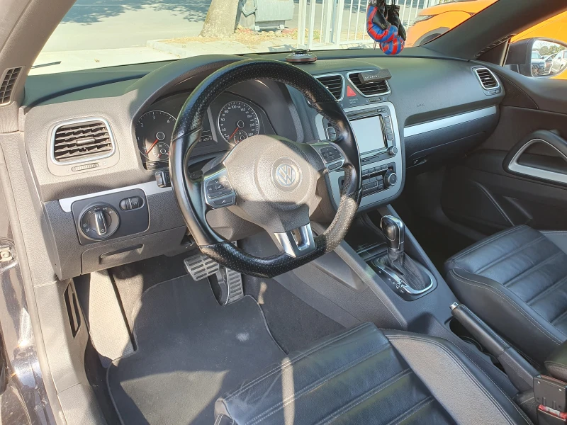 VW Scirocco 2.0/170ks, снимка 10 - Автомобили и джипове - 51131523