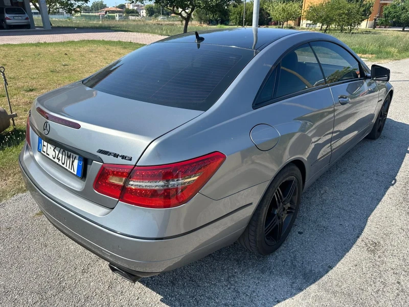 Mercedes-Benz E 220 Cdi, снимка 6 - Автомобили и джипове - 51396734