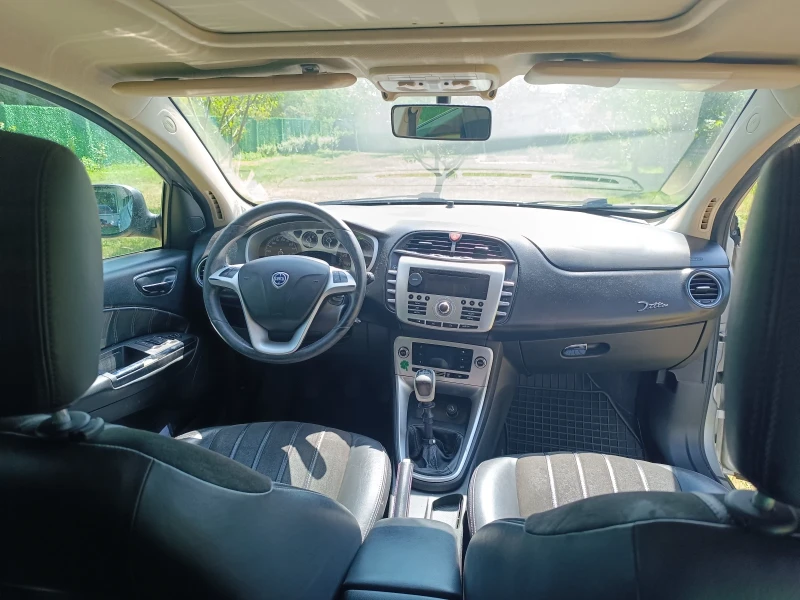 Lancia Delta, снимка 10 - Автомобили и джипове - 51461864