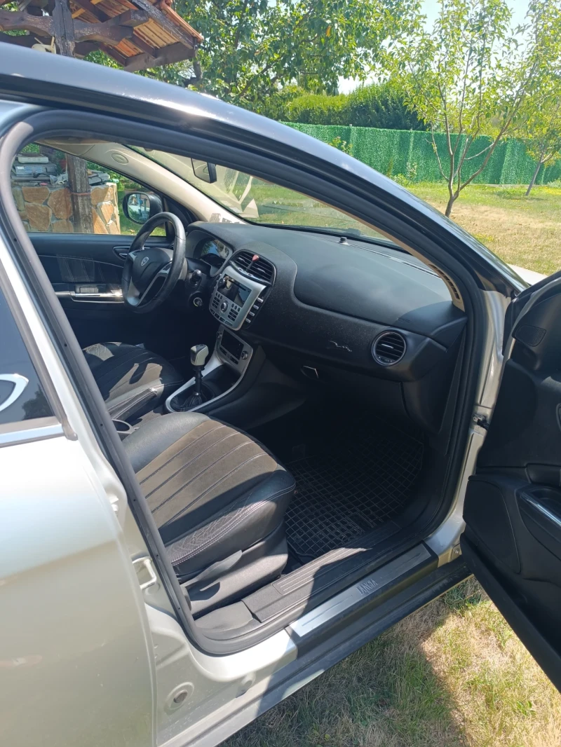 Lancia Delta, снимка 8 - Автомобили и джипове - 51461864