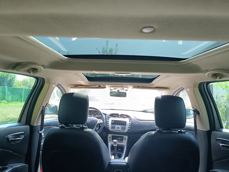 Lancia Delta, снимка 12 - Автомобили и джипове - 51461864