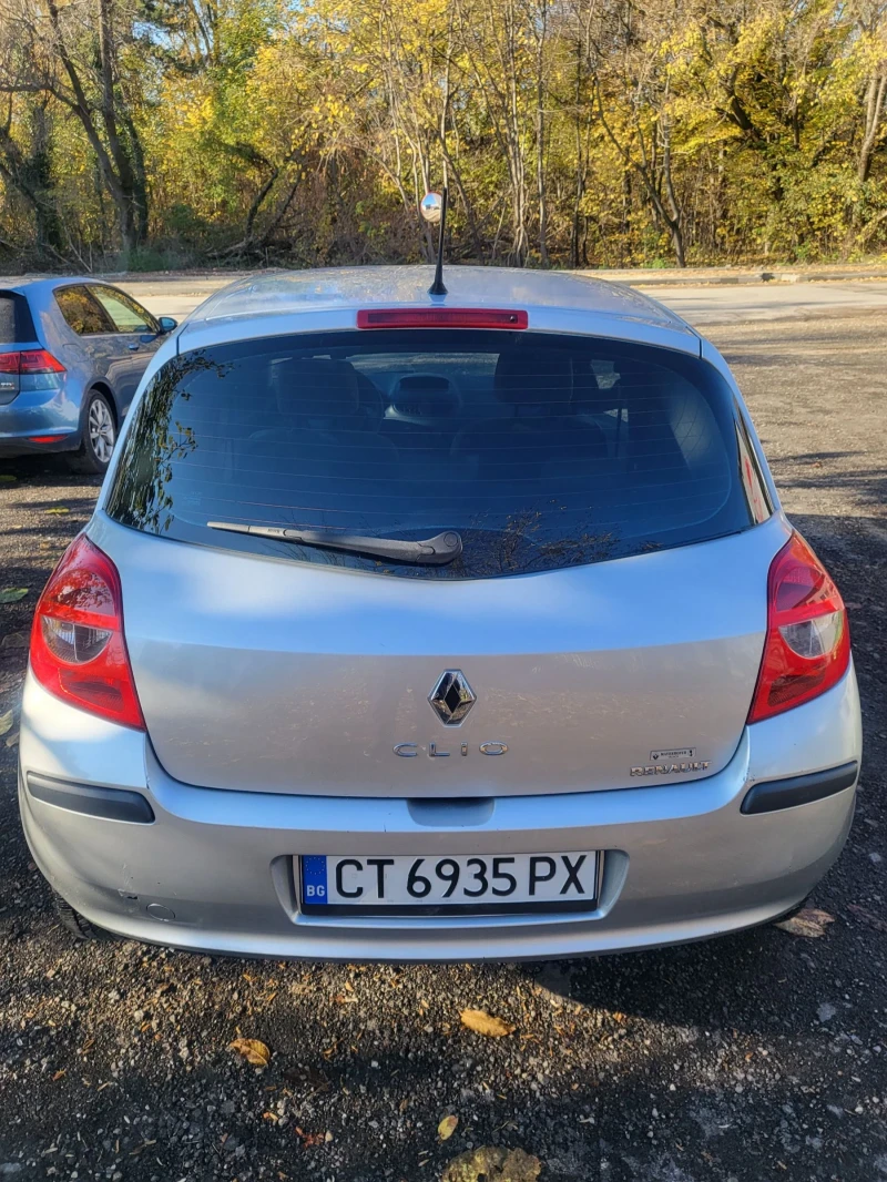 Renault Clio, снимка 6 - Автомобили и джипове - 52387240