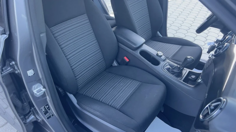 Mercedes-Benz B 180, снимка 9 - Автомобили и джипове - 52559678