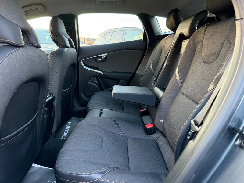 Volvo V40 Cross Country NAVI PANORAMA CAMERA, снимка 12 - Автомобили и джипове - 53167015