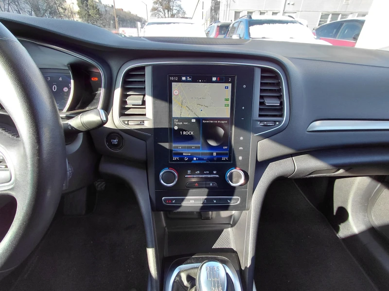 Renault Megane 1.3TCe/140к.с/Intens, снимка 10 - Автомобили и джипове - 53594574