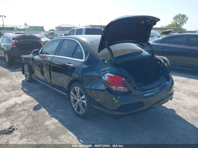 Mercedes-Benz C 300, снимка 3 - Автомобили и джипове - 47629867