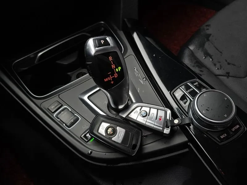 BMW 320 d, снимка 9 - Автомобили и джипове - 54592566