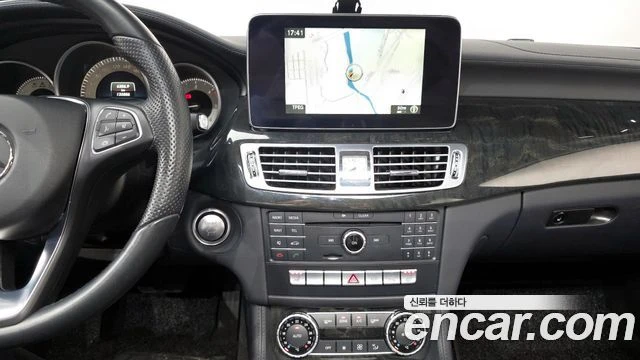 Mercedes-Benz CLS 250 | TOP SERVICE, снимка 13 - Автомобили и джипове - 56013774