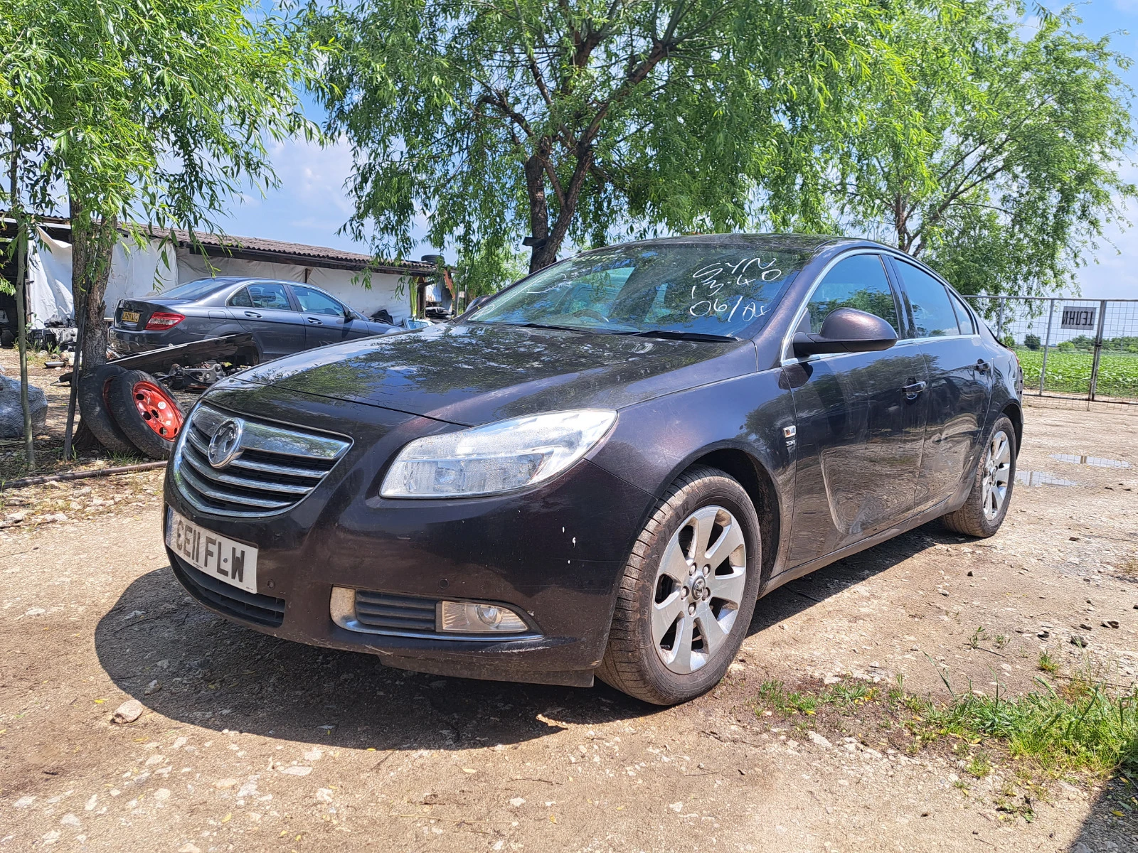 Opel Insignia 2.0 дизел - изображение 2