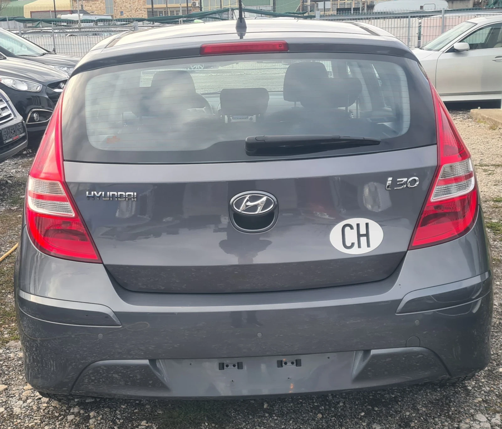 Hyundai I30 1.6i Автомат Швейцария.  - изображение 6