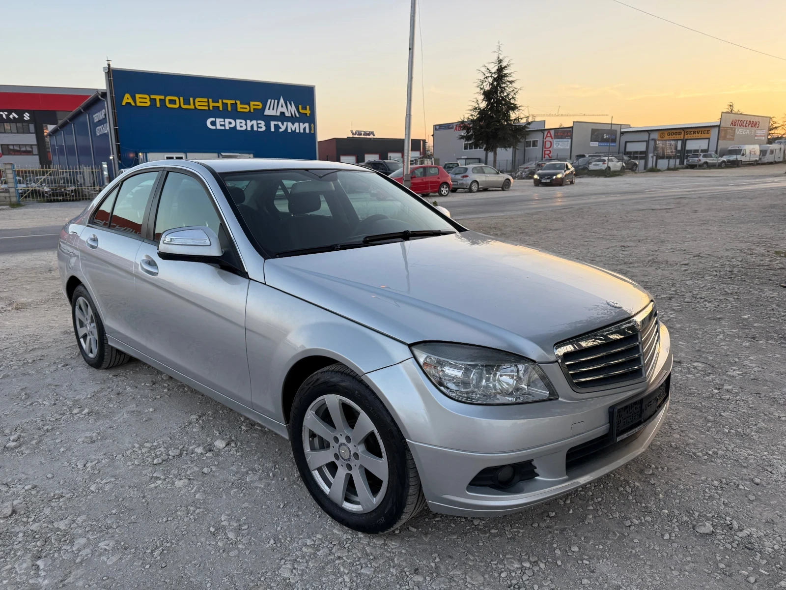 Mercedes-Benz C 220 CDi АВТОМАТИК - изображение 3