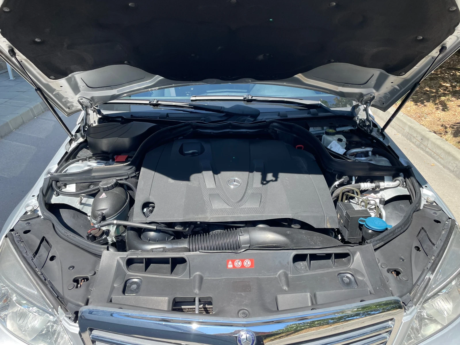 Mercedes-Benz C 220 CDi АВТОМАТИК - изображение 10