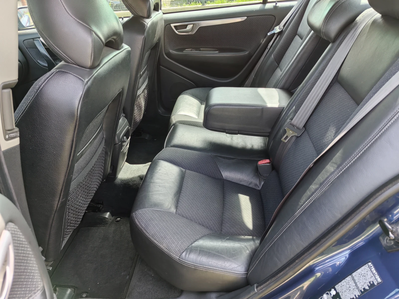 Volvo S60 2.4i  140ps | Mobile.bg — изображение 12