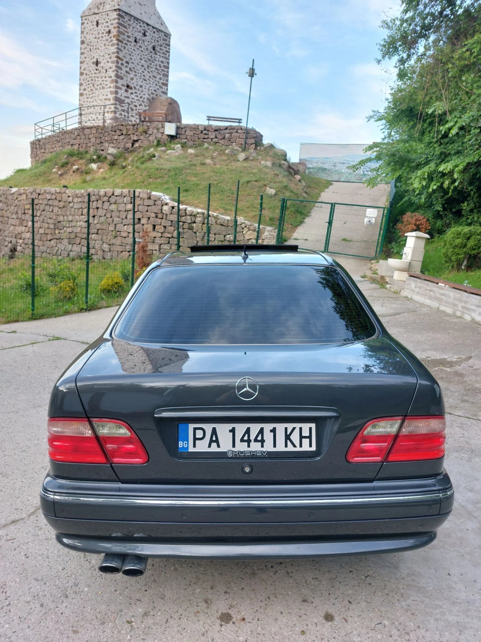 Mercedes-Benz E 430 Sport - изображение 4