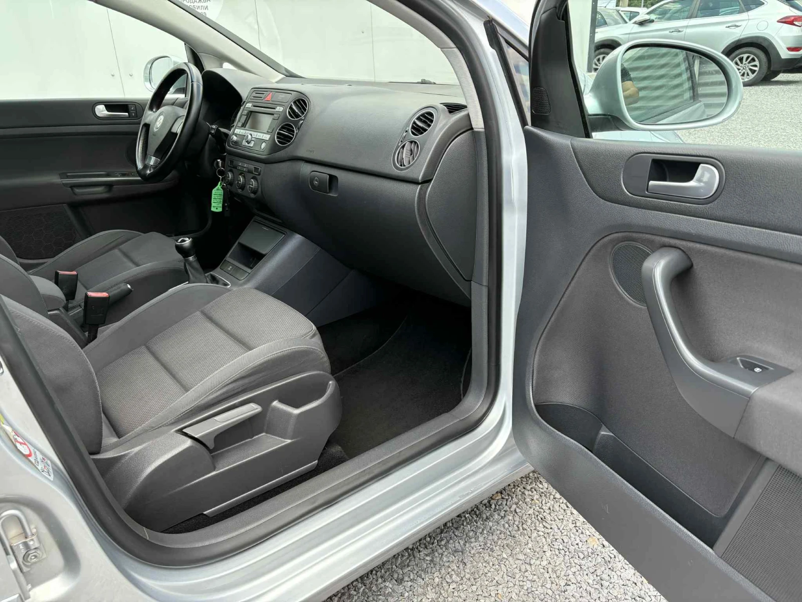VW Golf Plus 1, 9-TDI-NAVI-Климатроник - изображение 9
