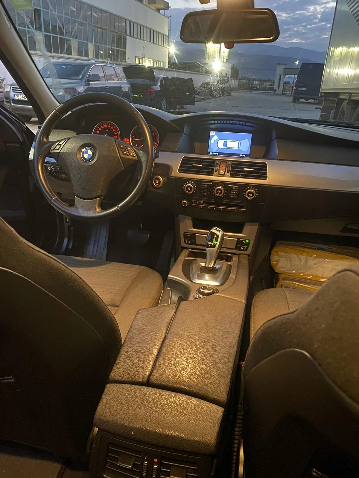 BMW 525  - изображение 10