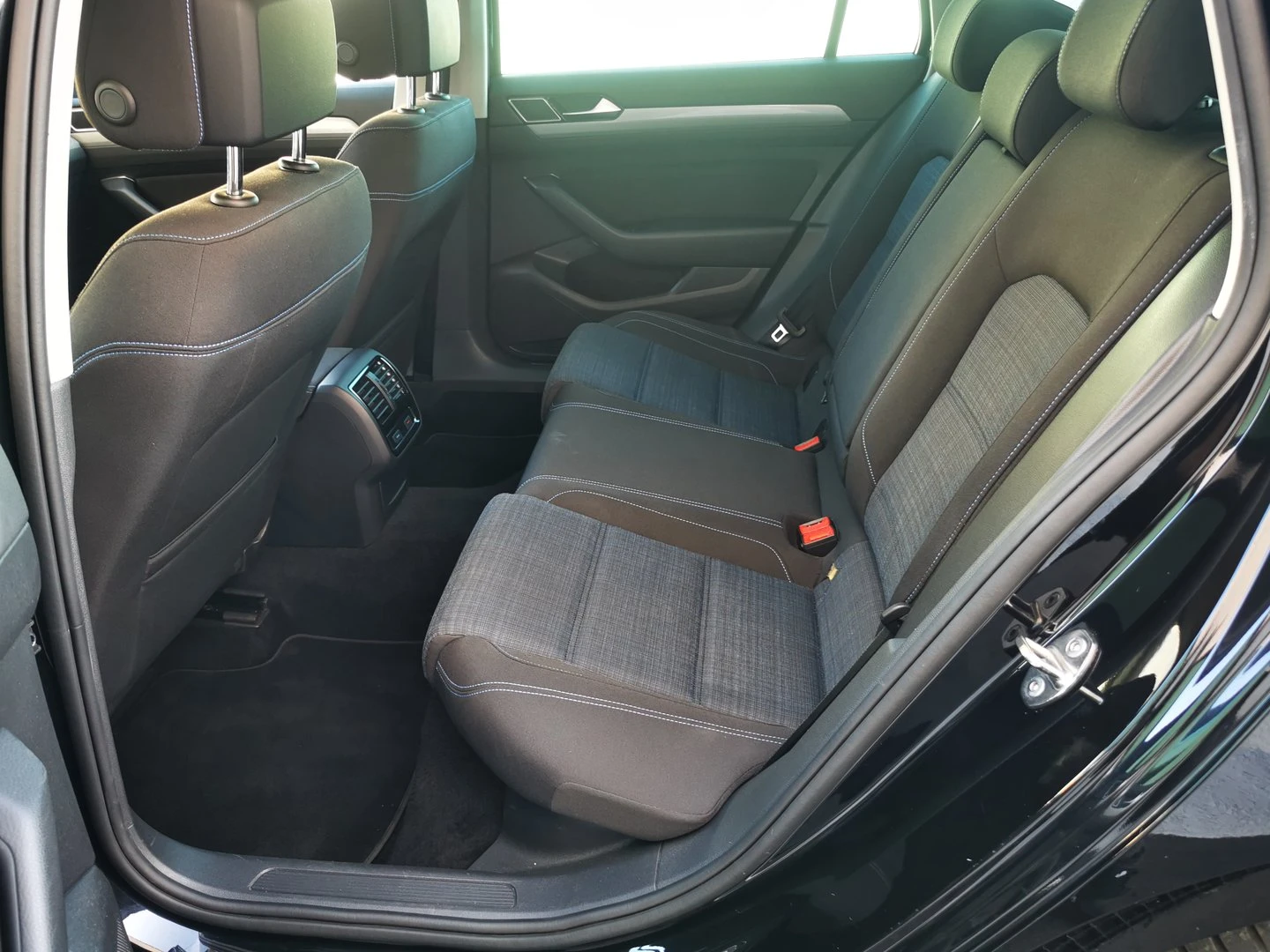 VW Passat VW Passat Var GTE Plug-In-Hybrid 1.4 TSI | Mobile.bg — изображение 8