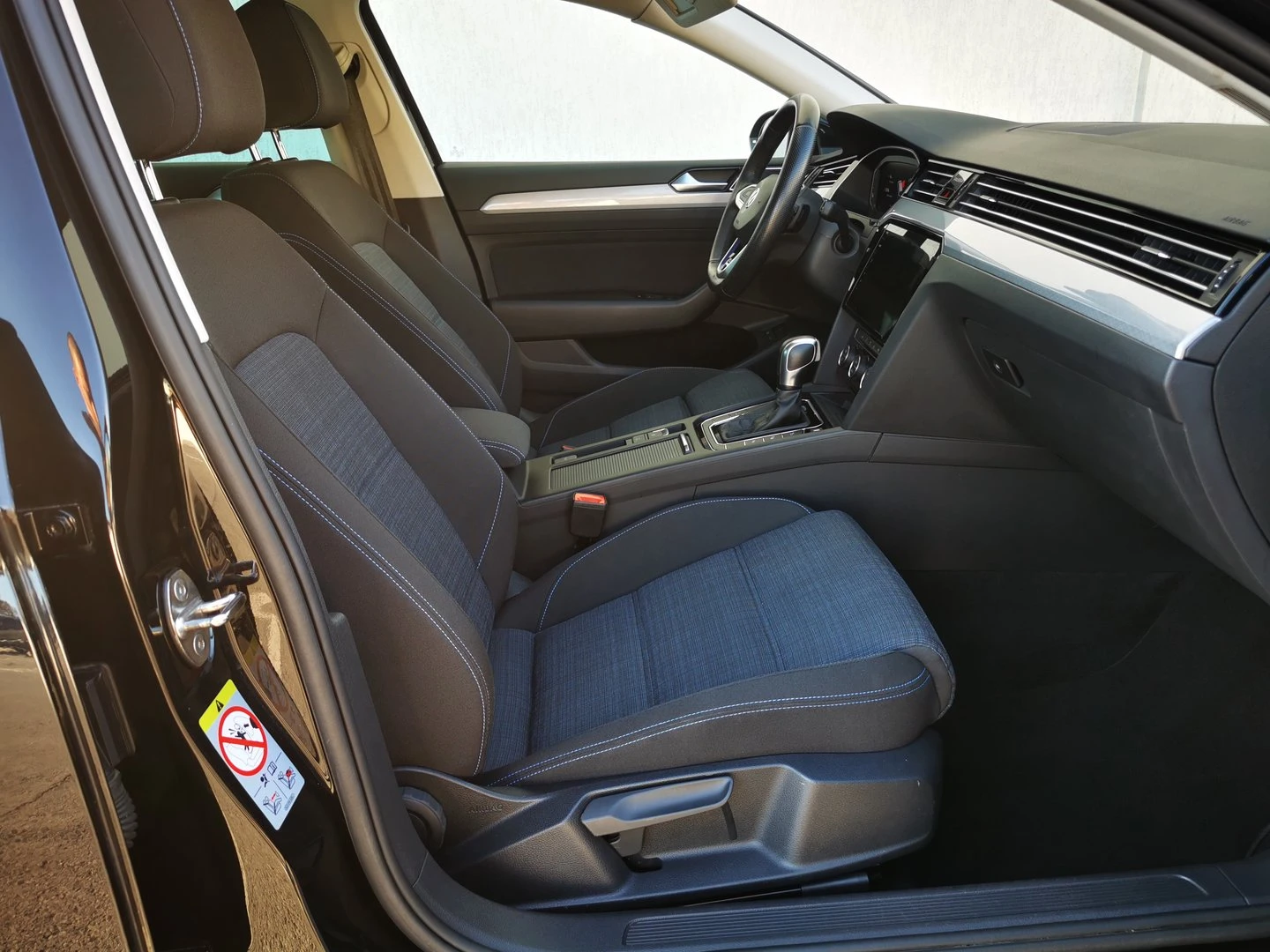 VW Passat VW Passat Var GTE Plug-In-Hybrid 1.4 TSI | Mobile.bg — изображение 7