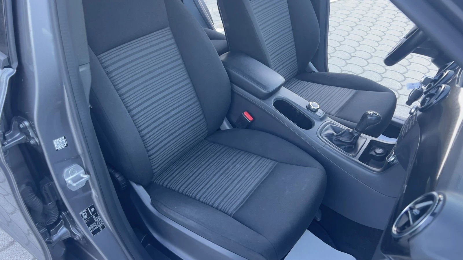 Mercedes-Benz B 180  - изображение 9