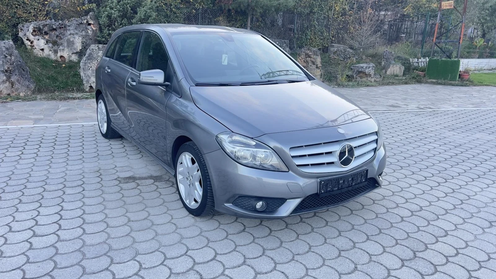 Mercedes-Benz B 180  - изображение 3