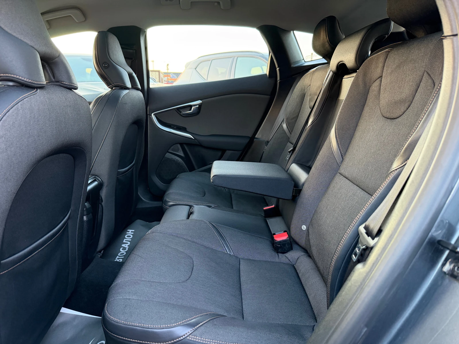 Volvo V40 Cross Country NAVI PANORAMA CAMERA | Mobile.bg � ����������� 12