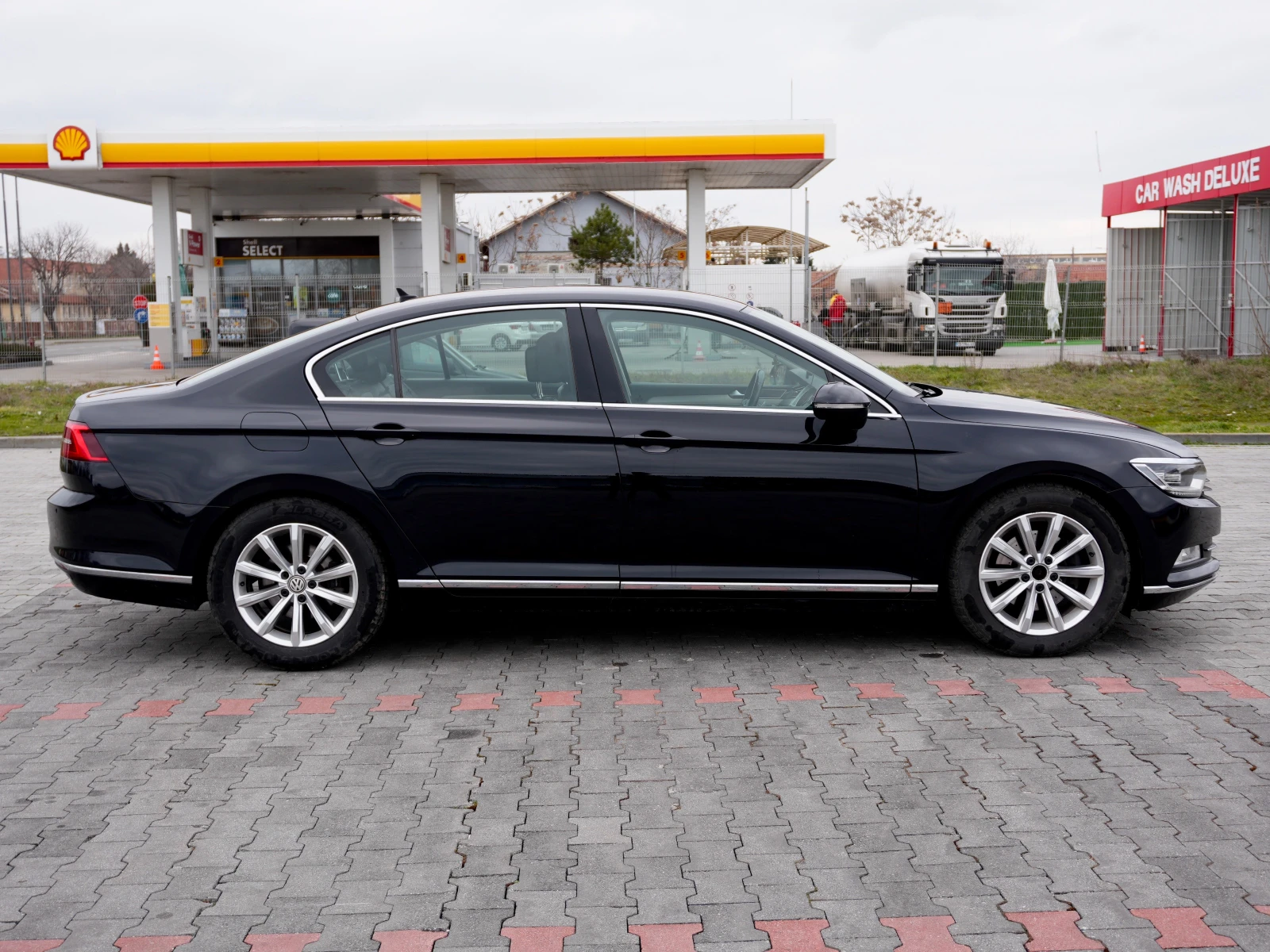 VW Passat B8 - изображение 10