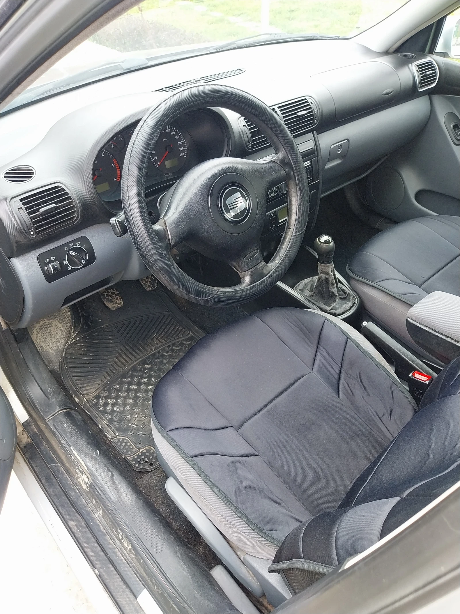 Seat Leon  - изображение 2