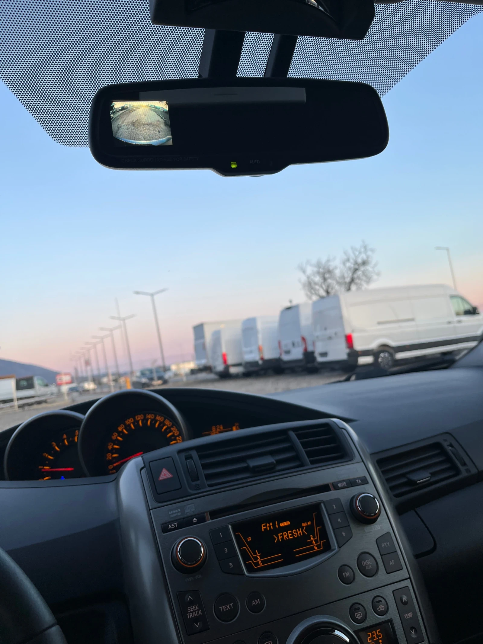 Toyota Verso 2.2 D4D AUTOMAT, снимка 16 - Автомобили и джипове - 53787755